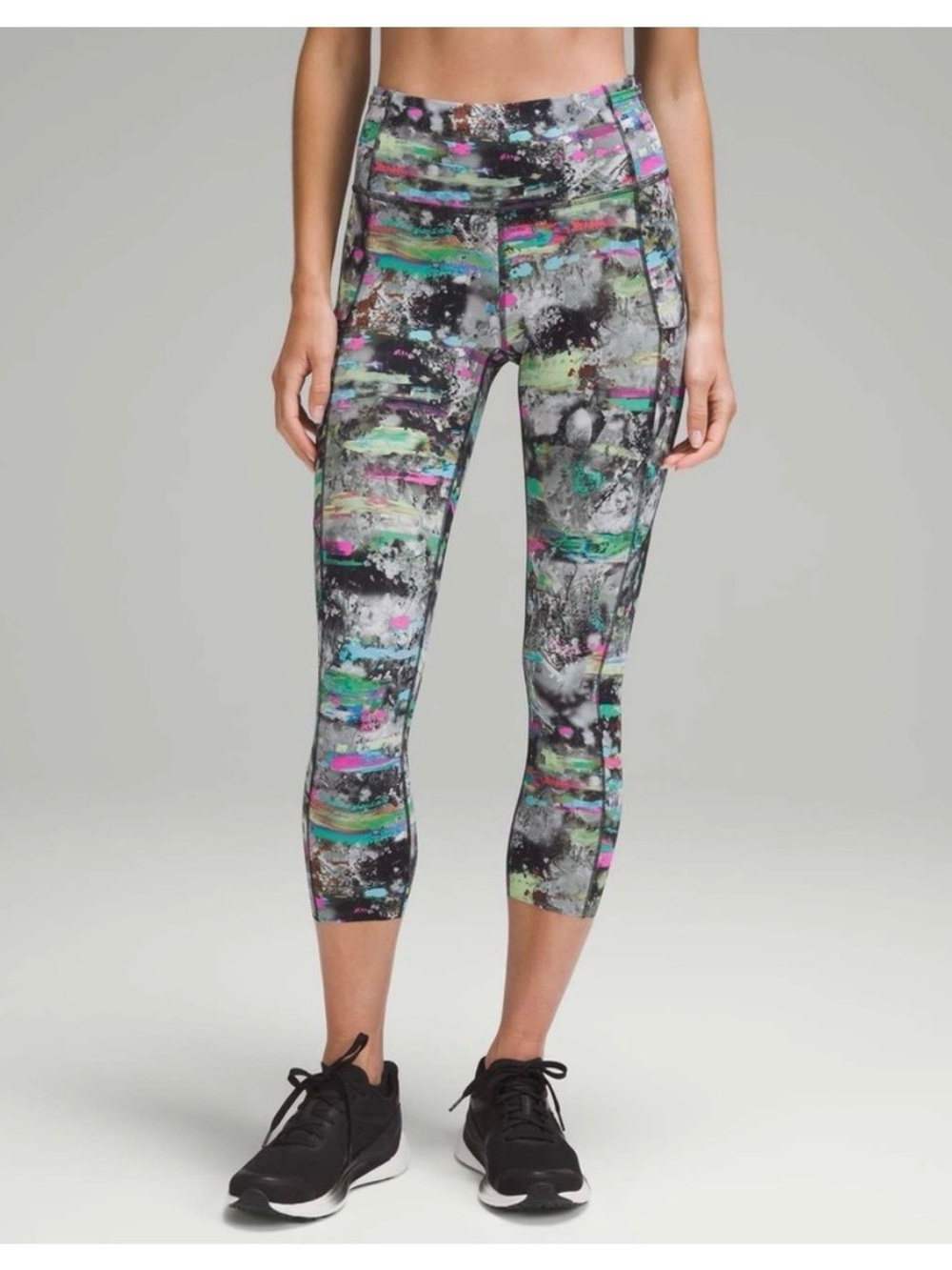 Lululemon fast and free high rise capri leggings (23”) in paint drift
